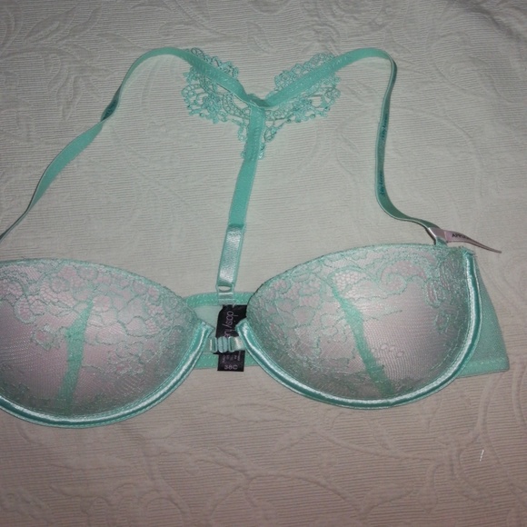 Daisy Fuentes Other - Daisy Fuentes razorback bra 38C